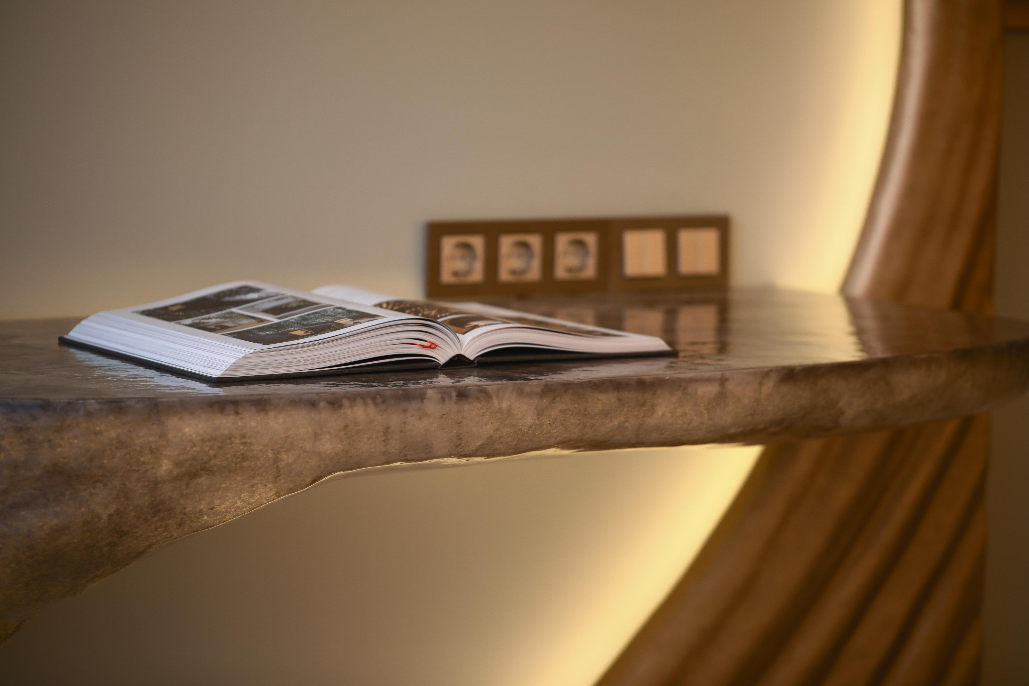 Vila Foz Hotel & Spa - Member Of Design Hotels Порто Екстериор снимка A book on a table
