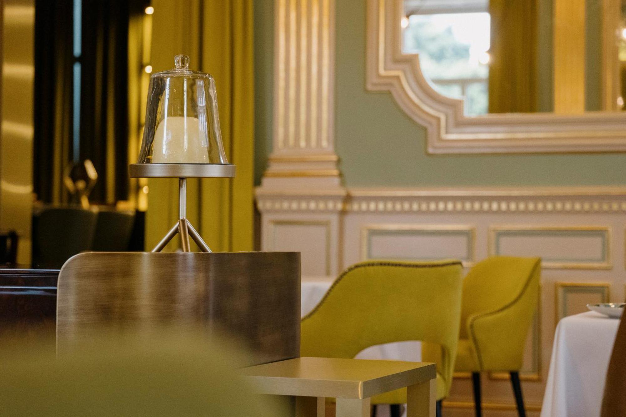 Vila Foz Hotel & Spa - Member Of Design Hotels Порто Екстериор снимка Interior of the restaurant
