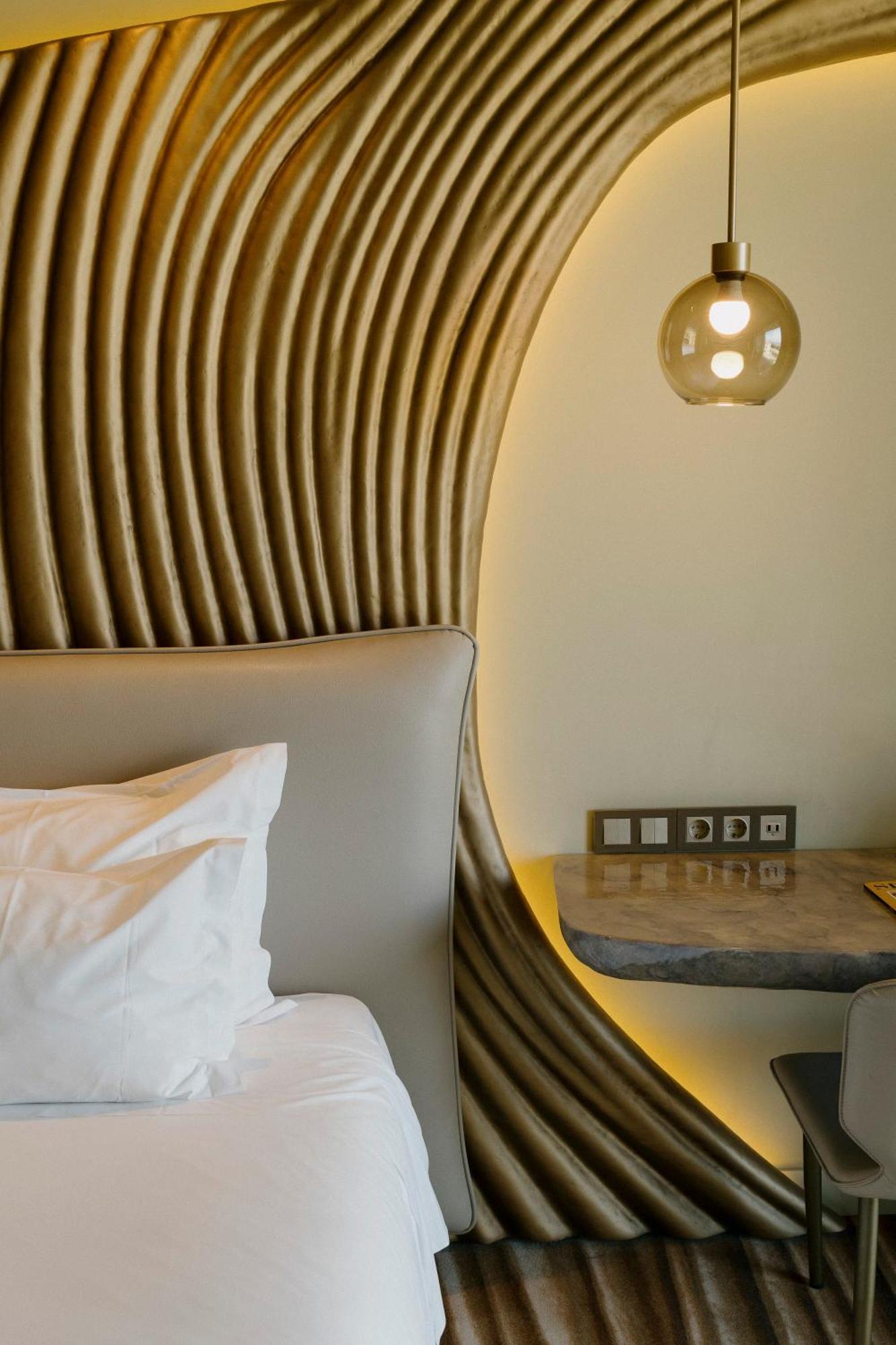 Vila Foz Hotel & Spa - Member Of Design Hotels Порто Екстериор снимка A room at the hotel