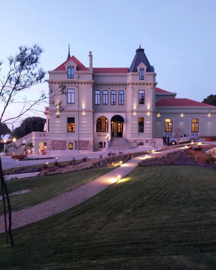Vila Foz Hotel & Spa - Member Of Design Hotels Порто Екстериор снимка The main building of the university